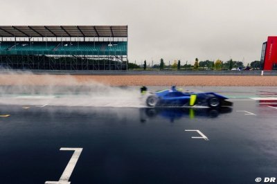 Sainz et Norris ont roulé à Silverstone dans une F3 de Carlin