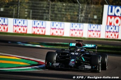 Wolff ’not worried’ about Hamilton contract rumours