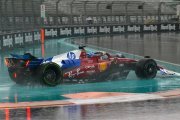 Leclerc peut 's'en vouloir' après un accident 'triste' qui l'a privé de Sprint