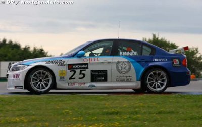 Shanghai - Proteam drivers on top in the warm up