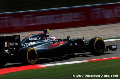 Race - Spanish GP report: McLaren Honda