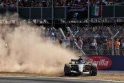 Russell encore en difficulté, Wolff ferme la porte à de nouvelles rumeurs