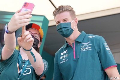 No Alfa Romeo seat for Hulkenberg