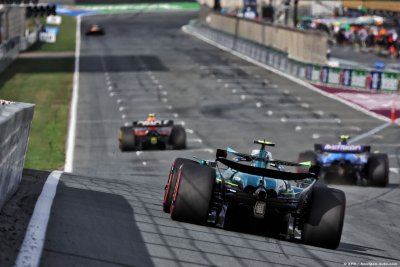 Aston Martin F1 brille à Zandvoort mais Alonso juge McLaren ’hors de portée’
