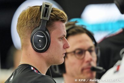 Schumacher ’comprend beaucoup plus de choses’ chez Mercedes F1