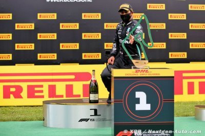 Hamilton juge le protocole de remise des trophées en F1 ’exagéré’