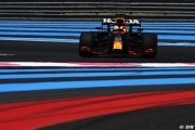 Verstappen powers to pole in France ahead of Hamilton and Bottas