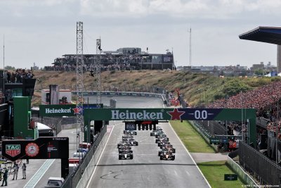 Jos jokes about Zandvoort returning to ’old junk’