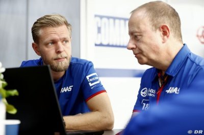 Forfait pour Daytona, Magnussen a eu une opération réussie de sa main