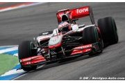 Button de retour sur la terre de sa première victoire