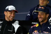 Jenson Button, les jeunes et les copains