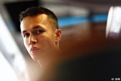 Albon reçoit le prix FIA du débutant de l’année