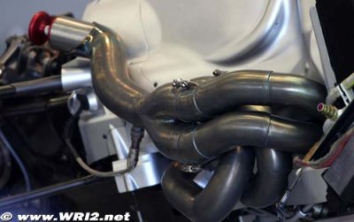 Engine makers want F1 to keep V8s beyond 2012