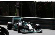 Hamilton a immédiatement suspecté un coup bas de Rosberg