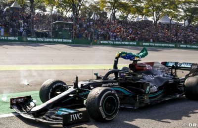 Todt justifie l’amende contre Hamilton pour son harnais