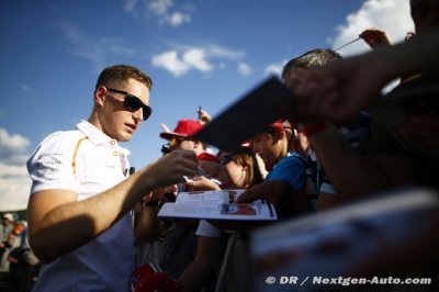 Vandoorne arrived late after Formula E test