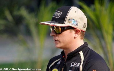 Raikkonen gifts ’leave me alone’ t-shirts to Lotus staff