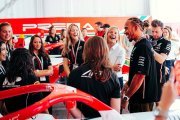 F1 Academy : C'est 'triste que ce soit toujours' Hamilton qui s'y intéresse