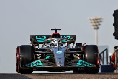 ’Tu pilotes la pire voiture’&nbsp;: Hamilton était désolé pour Vesti lors de son premier test en F1