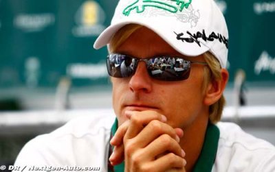 Kovalainen confirms staying at Lotus in 2011