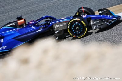 Albon a ’enchainé les tours’ au volant de sa Williams F1 à Sakhir