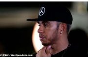 Hamilton s'attend à une belle bataille à trois en 2016