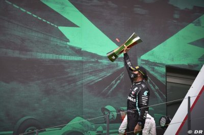 92 victoires&nbsp;: une œuvre collective signée avec Mercedes F1 pour Hamilton