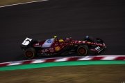 Hamilton hoping new floor to solve Ferrari flaw