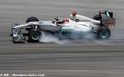 ’Sad’ to see ’superman’ Schumacher struggle - Ecclestone