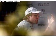 Rosberg angry after missed chance in China - reports