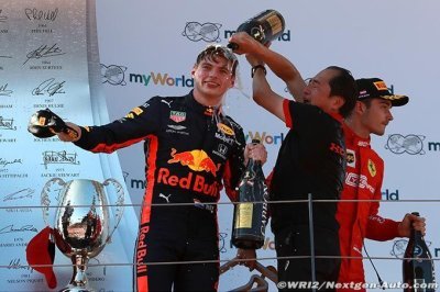L’attente a été ’très stressante’ dans le camp Red Bull hier