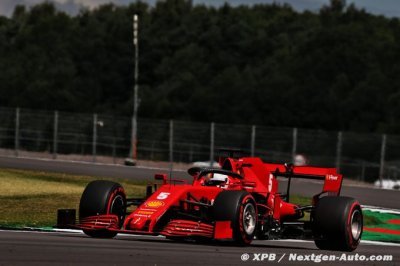 Un brin défaitiste, mais pas complotiste&nbsp;: Vettel n’accuse pas Ferrari de favoriser Leclerc