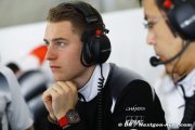 Dennis : Vandoorne, c'est une éponge !