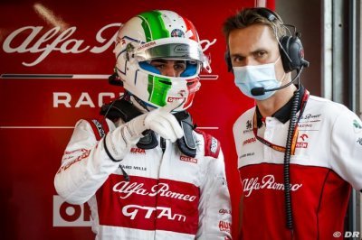 Giovinazzi admits ’pressure’ to keep F1 seat