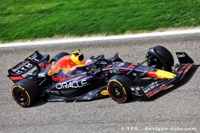Essais F1 de Bahreïn, J3&nbsp;: Pérez et la RB18 évoluée en tête à la pause