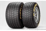 Avis partagés sur les pneus pluie et intermédiaires de Pirelli