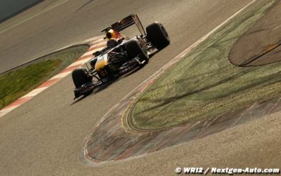 Webber coy, Gene says Red Bull ’scary’