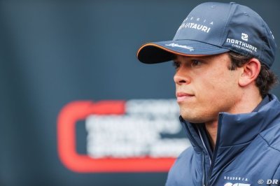 De Vries ne compte pas changer d’approche pour garder son baquet