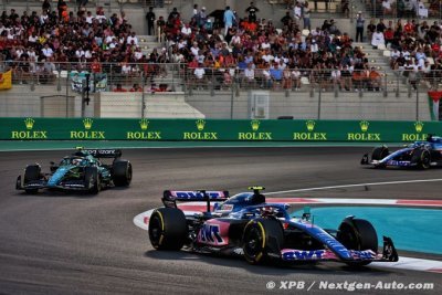 Ocon termine la saison dans les points, Alonso dans le garage