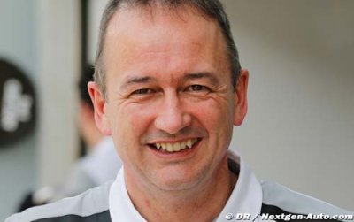 Button hurry-up printed on ’chip paper’ - Neale