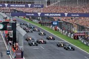 Russell s'impose au GP d'Australie, doublé Mercedes F1 devant les Ferrari
