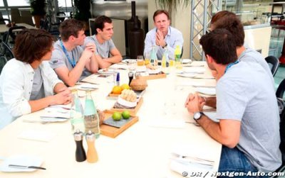 Immersion en F1 pour les pilotes des World Series by Renault