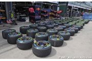 Pirelli: Hamilton claims first pole of the year
