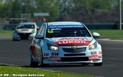 Moscow Raceway, Race 1: Muller beats Coronel