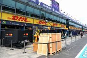 Feu vert nocturne exceptionnel pour les équipes de F1 à Melbourne
