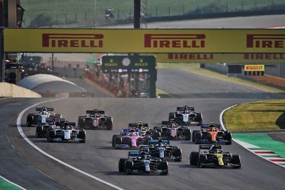 Hamilton et Mercedes F1 évitent le carnage et gagnent au Mugello
