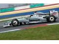 Mercedes GP signs with Petronas