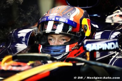 Kvyat a fini de broyer du noir