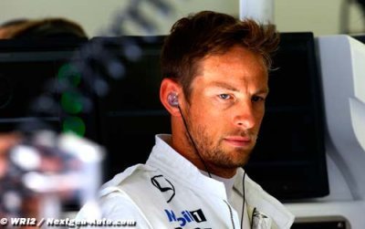 Button&nbsp;: Mercedes est trop loin devant... pour le moment