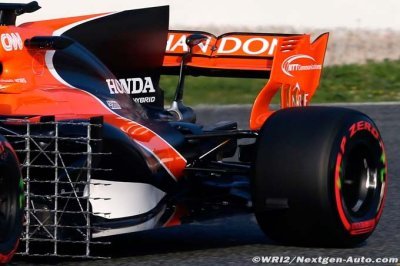 McLaren not denying Mercedes engine rumours